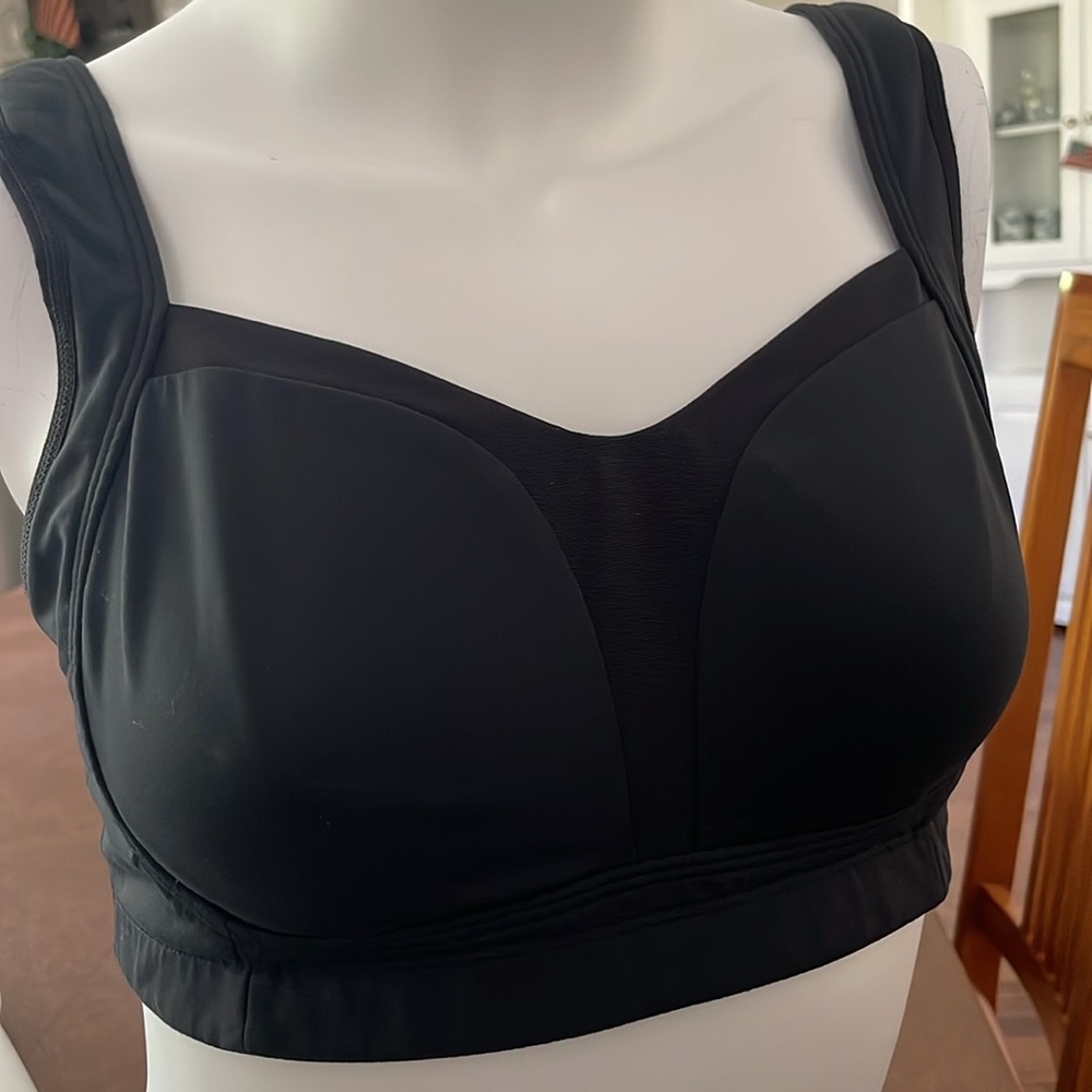 Lululemon 34D Sports Bra